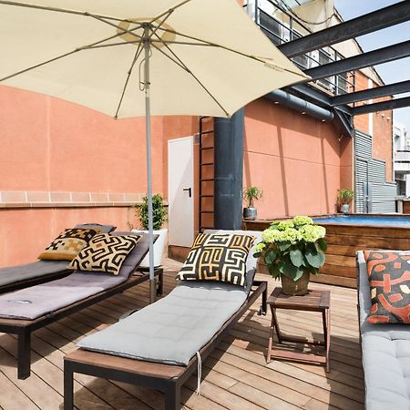 My Space Emirates - Fully Equipped Apartments Near The Beach With Shared Pool Barcelona Exteriér fotografie