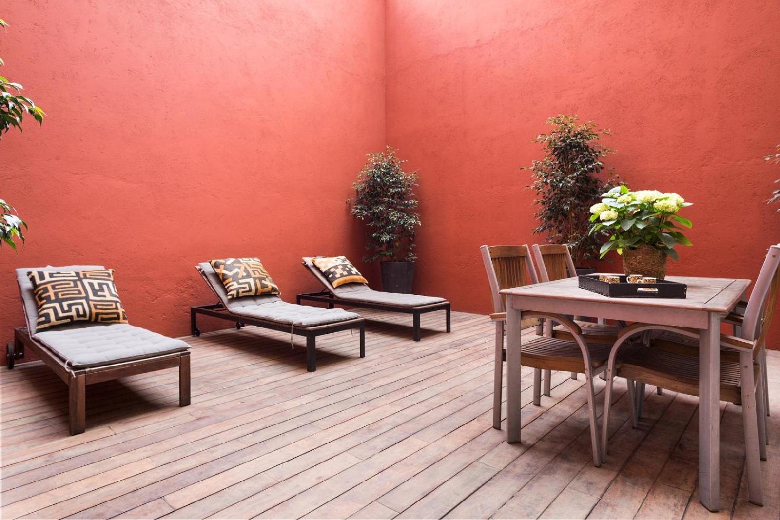 My Space Emirates - Fully Equipped Apartments Near The Beach With Shared Pool Barcelona Exteriér fotografie